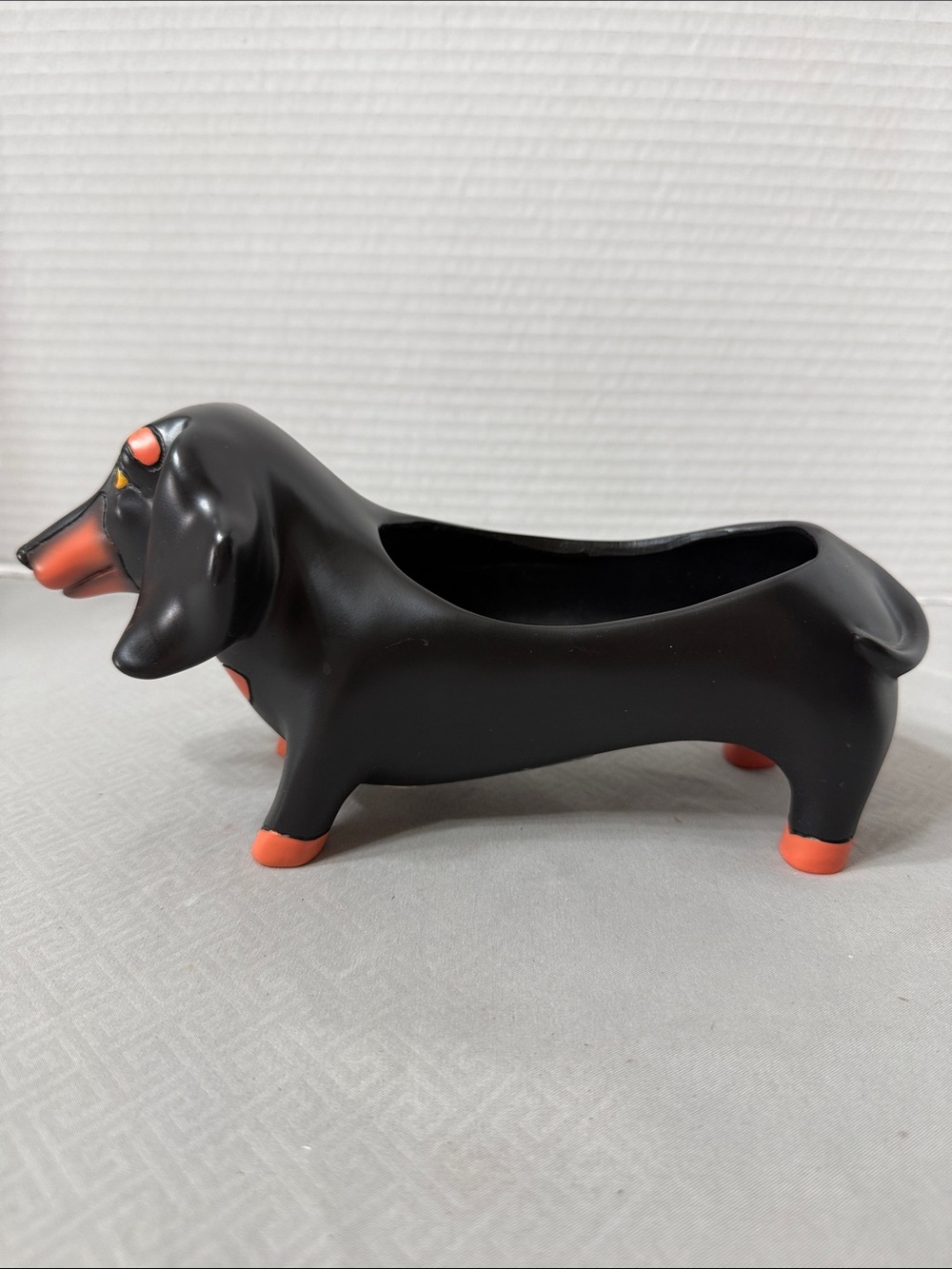 Allen Designs Baby Otis Dachshund Dog Figurine Planter Black with Orange Accents - Picture 2 of 11